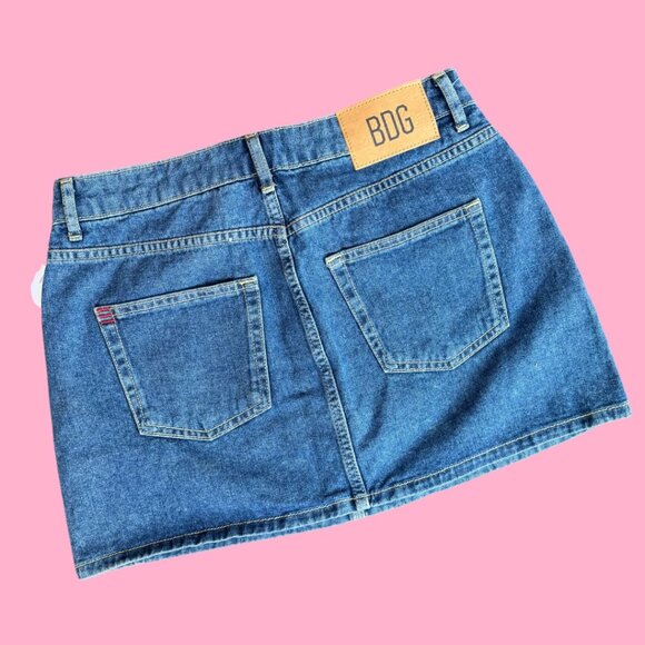 BDG Denim mini skirt - Size M - NWT - Picture 3 of 6